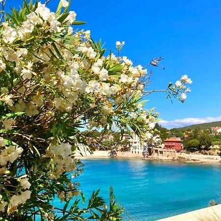 Superbe Appartement En Bord De Mer Бандол Екстериор снимка